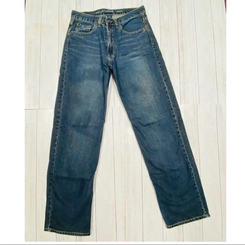 Falls Creek Men’s Blue Straight  Denim Jeans.
